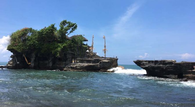 Bali jour 10 : last day! temple de Tanah Lot et piscine chez Fred & Astrid